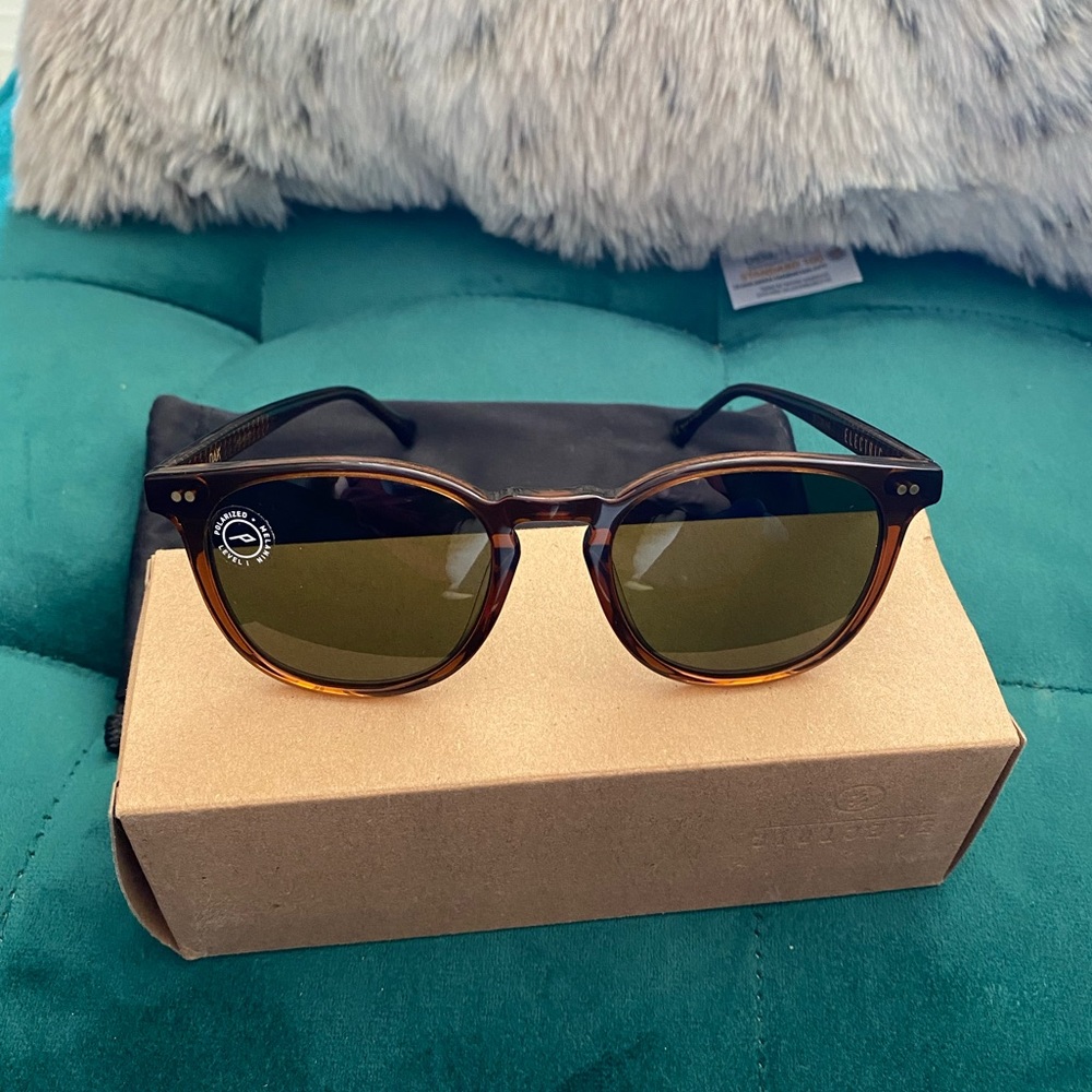 NWT Electric Luxury Womens Sunglasses OAK Coffee Brown